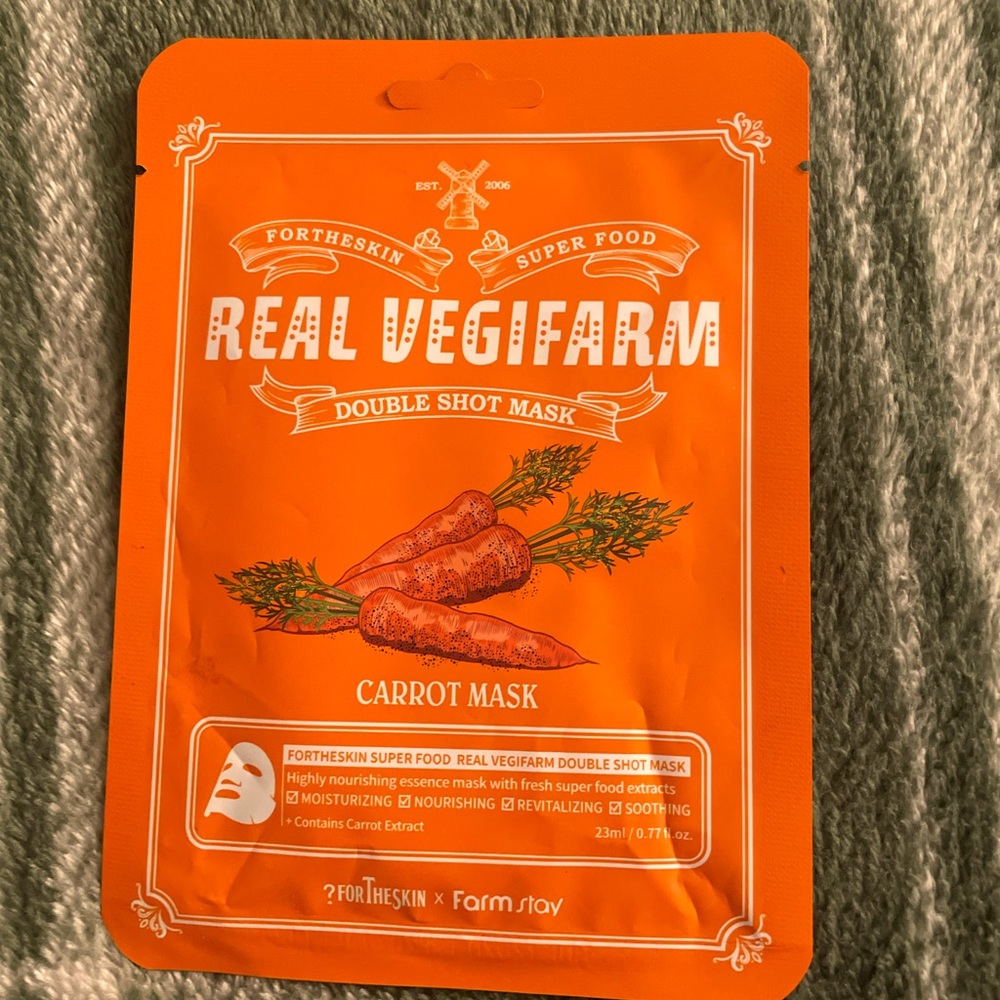 Carrot mask 🥕